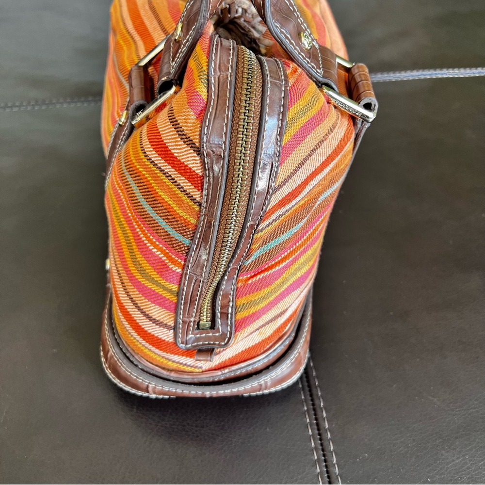 Liz Claiborne Peach Shoulder Purse - Picture 3 of 10